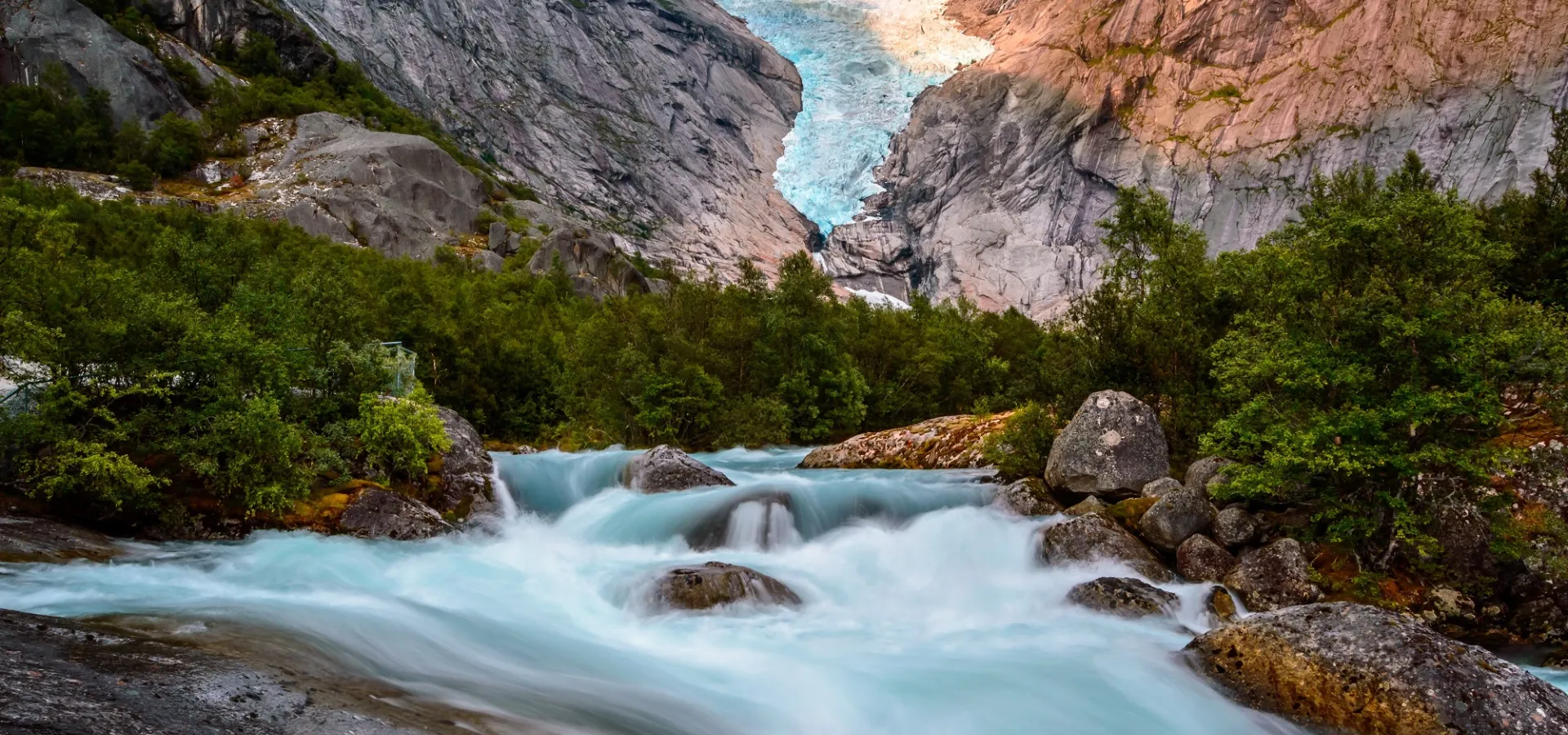 Briksdalsbreen